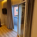 Dea's Blloku Apartment *