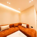 Dea's Blloku Apartment *