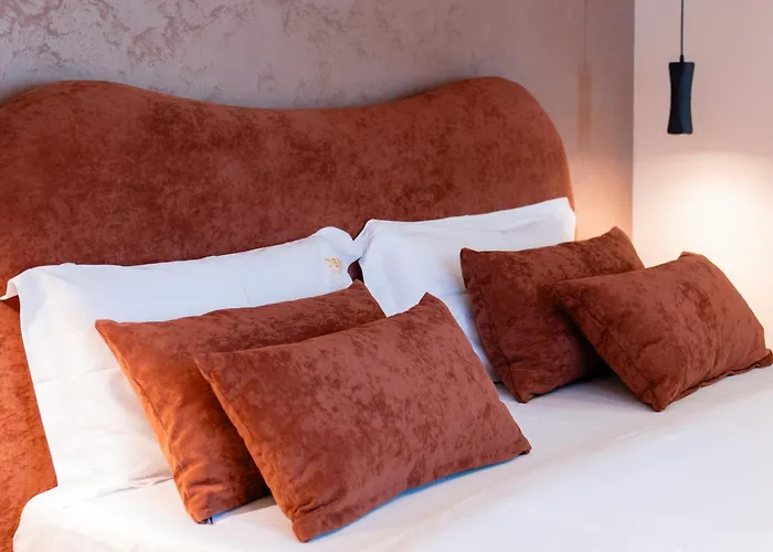 Dea's Blloku טיראנה